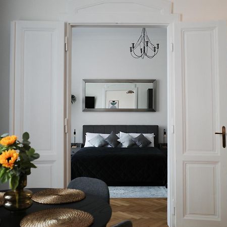 Apartment Dusni Superior براغ المظهر الخارجي الصورة